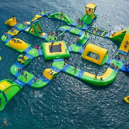 דירה Andromeda Sea View